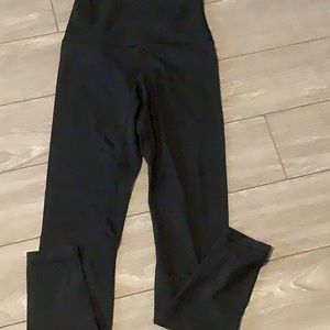 Align black leggings size 4
